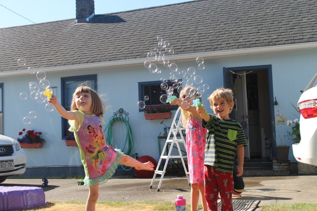 Bubbles with cousins.